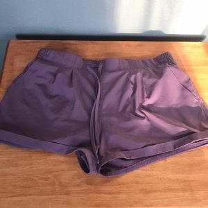 Zyia sz large plum summer shorts